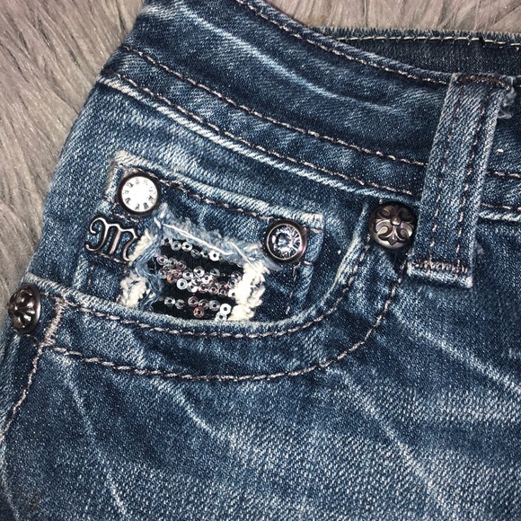 Miss Me Shorts - Picture 5 of 8